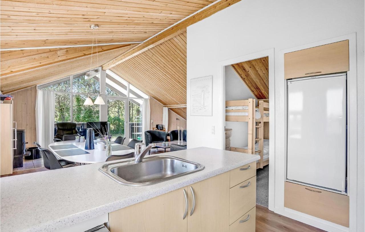 Amazing Home In Blavand With Wifi 外观 照片